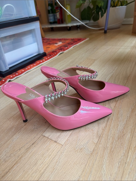 Shoes - Embellished Pink Patent Pointed Toe Mules